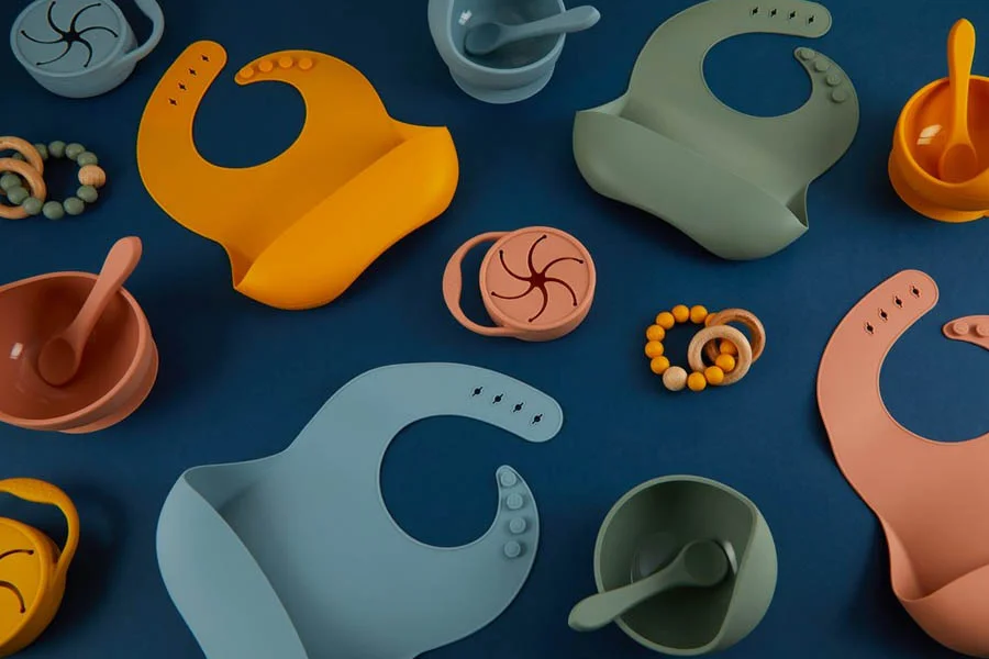 Easy-to-clean baby feeding set