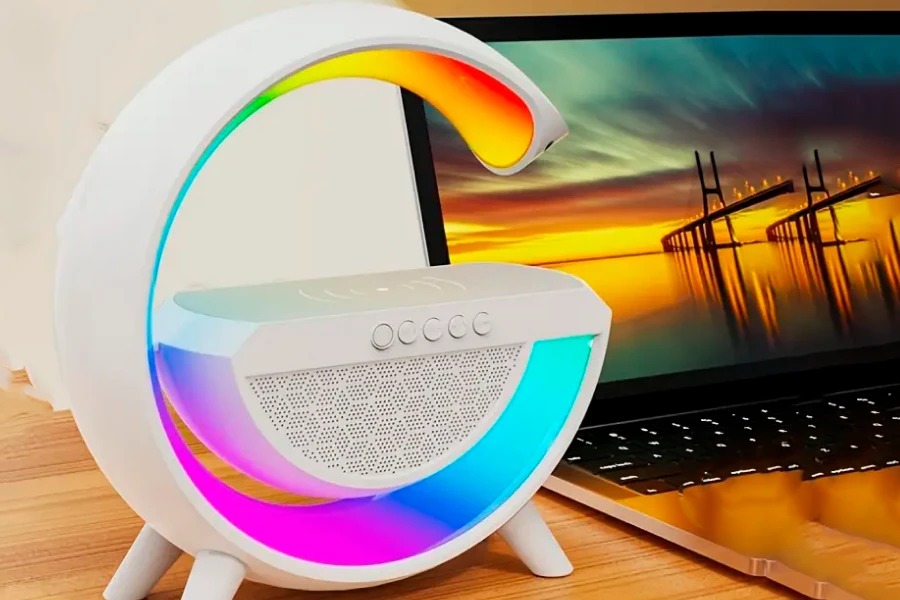 Clock Lamp With Wireless Charger
