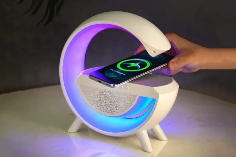 LED clock lamp with wireless charger